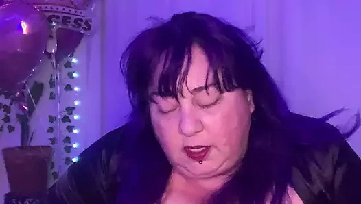 Blancagirlbbw gözetleniyorken kutlama yapıyor