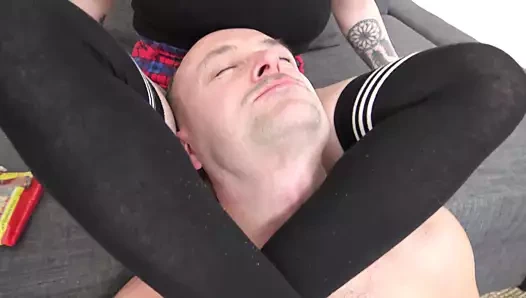 Kola şişeleriyle eğlenceyi tükürün!