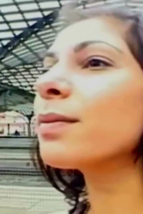 Bu onun Fransız hatunları mükemmel yarak emme becerilerine sahip olduğu zaman oyuncu seçmeleri