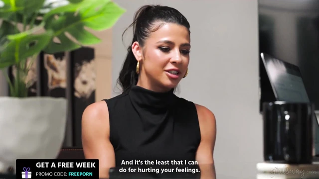 Girlsway - ateşli hatun Kylie Rocket randevu uygulamasında iş görüşmecisi Hime Marie'yi gölgelediğini fark ediyor