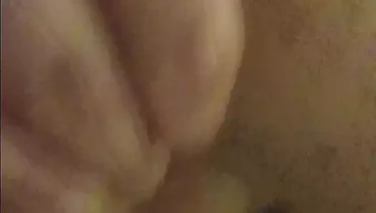 Genç tsbxoda Brandy'nin ıslak amcığını oynuyor