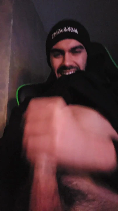 Senin için mastürbasyon yapıyorum!