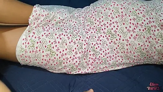 Hamile üvey kız kardeşimle ilk kez