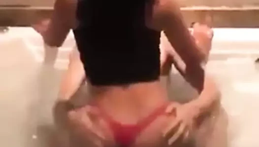 Bir İspanyol arabada durduğunda size sorun ve emip emmediğinizi sorun.