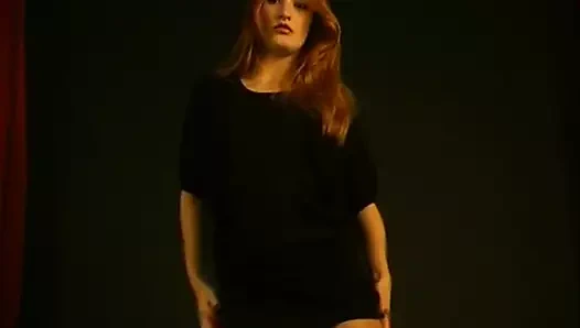 Arkadaşım Gabriela tıraşlı amcıklı doğal bir esmer