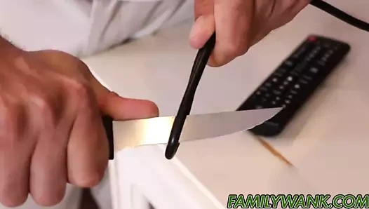 Üvey babam becerdin ve içimdeki tüm spermlerini patlattı