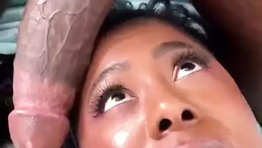 Iyi kedi büyük kedi