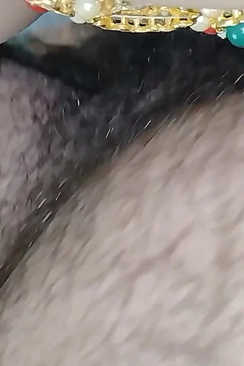 1. Bölüm Hindistan Sasur Ji Aur Bahu Ki Köpek Pozisyonu