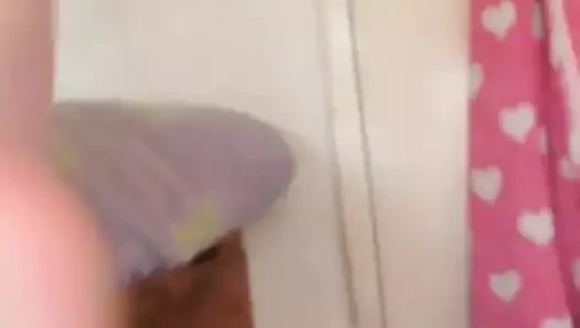 Serseri ve kedi oyuncakla 2 oyun isteniyor. sonra oyuncak kullanmak