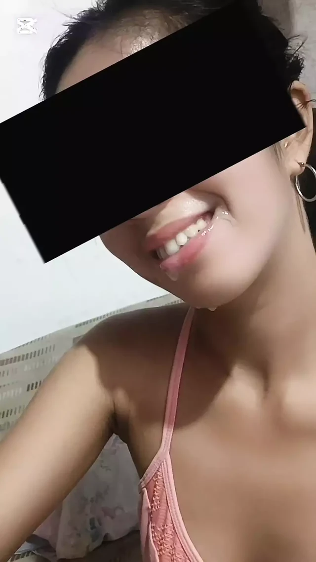 Out Pussy Of Sister 🤤 - Возбужденная киска