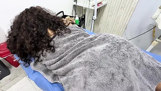 LATINA ARRIVES FOR MASSAGE SESSION AND THE MASSEUR TURNS HER ON SO MUCH THAT THEY END UP