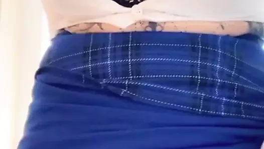 Nicole dupapillon büyük labia ile oynuyor ve onu kedi bölüm 2 ile neler yapabileceğini gösteriyor