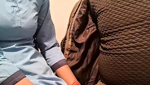 Üniversiteli Kız Ki Chudai Profesörün Evi Ben Hintçe Ses