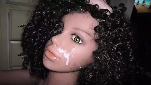 oyuncak bebek oral seks