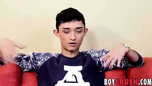 Casey xander seviyor kriko kapalı onun büyük horoz tek başına