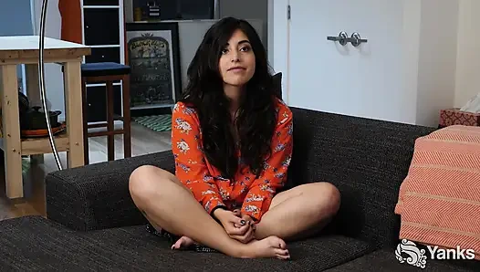 Catalina Rene'in bacak sallayarak orgazmları