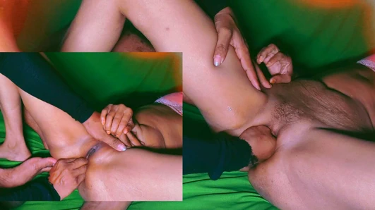 Tüm elimi üvey annemin amına soktum.