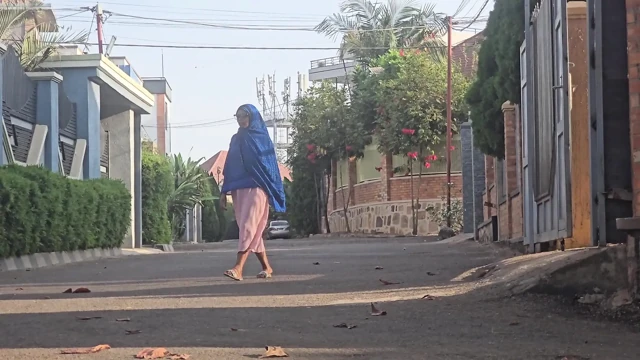 KADıN MASTRBATION NEREDEYSE SIKILIYOR TAM VIDEO