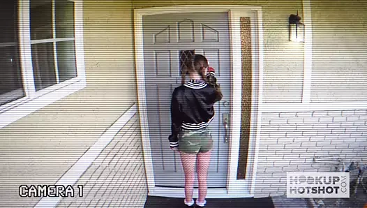 Sevimli minyon kızıl saçlı çevrimiçi rastgele adam tarafından becerdin alır