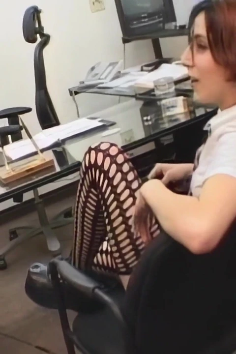 Tgirl gırtlağına kadar boşalma damlayan temizlik - daha fazlası için aç