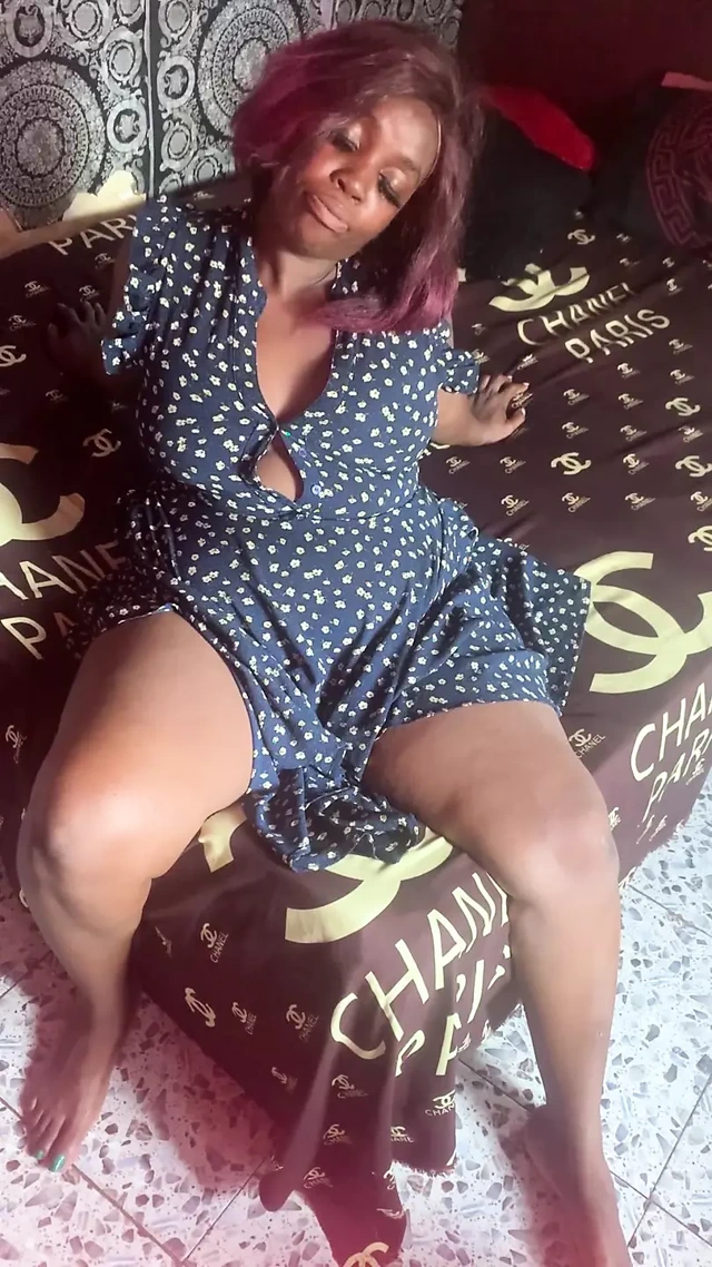 Aldatan evli kadını sikiyor