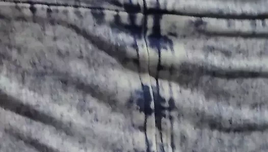 Büyük memeli tamamen çıplak üvey anne üvey oğlunun önünde soyunuyor