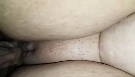 Eşinin altından görünüm boğa tarafından becerdin