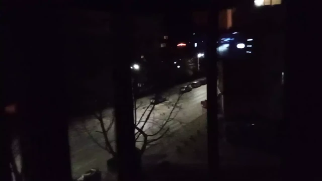 Gerçek yaramaz seks bebeğiniz de akşamları çıplak olmayı seviyor