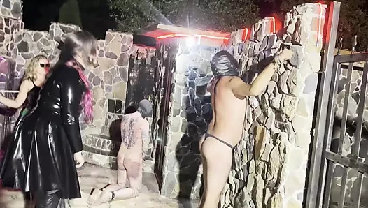 Kaledeki karar gecesi - sert gece kırbaçlama ikilisi - sahibe zeida femdom cluj napoca