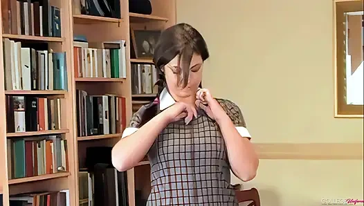 Samantha Buxton'ın rol aldığı yazlık elbise çekimi