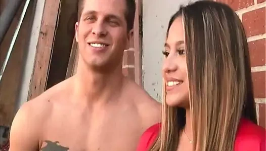 Sıcak çift restoranda eylem