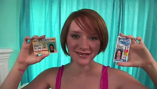 Seksi genç kız bakış açısıyla ırklararası bir adam tarafından sikiliyor