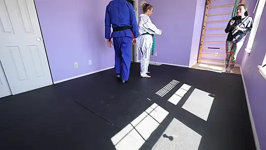 Bts lora cross v andy savage seks güreşi