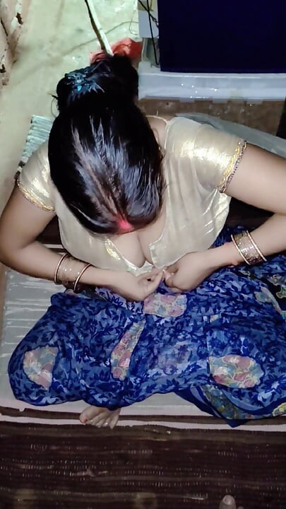 Bhabhi ki night mein chudai desi village Indian