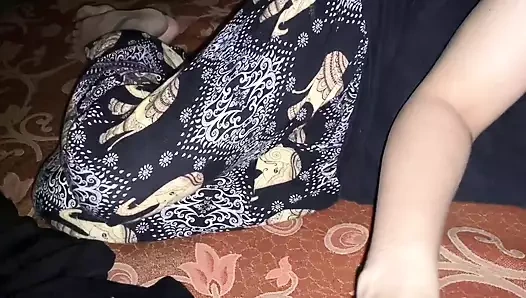 Pencaplı kız sikiliyor