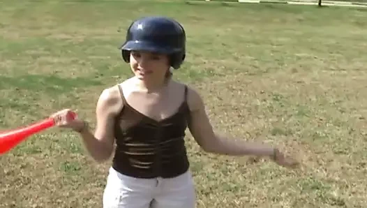 Bana aldığın yeni bebeği seviyorum