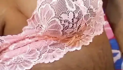 Arkadaşım ateşli evli kadın