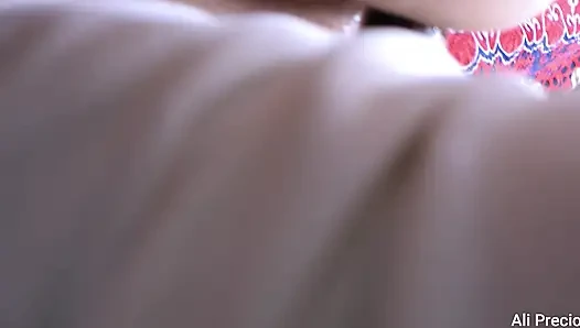 Götüme o kadar ileri gitti ki neredeyse ağzımda hissedebiliyordum