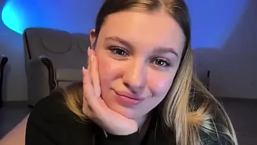 Bouncing huge tits and masturbate fat pussy