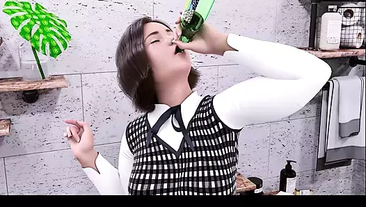 Sunville'in orta yaşlı seksi kadınlar #3 - Johannes ve Daisy sohbet etti ... Johannes bir partiye gitti ... Johannes Kathy ve Abyy'i sikiyor