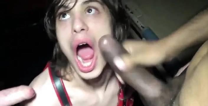 Amsterdam'da seyir webinde grup sikişinin ilk bölümü