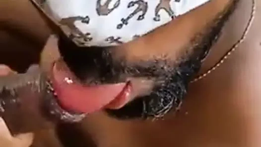 emme teslimatçı çocuğun horoz -2