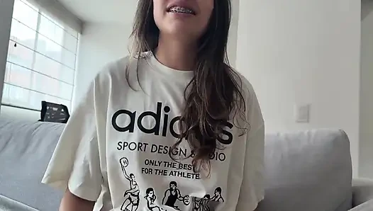 Lezbiyenler iç çamaşırlarıyla sikişiyor Calvin Klein