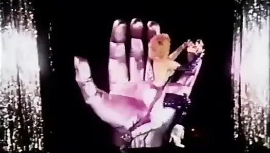 Elektrikli mavi özel - Paul Raymond'ın revuebar'ında bir gece