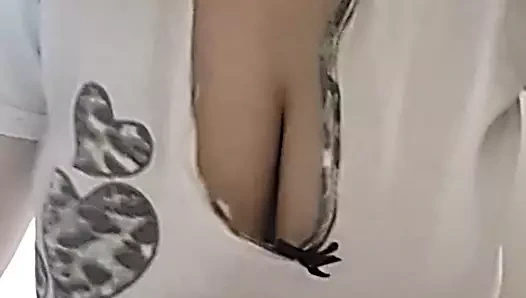 sallanan meme uçları