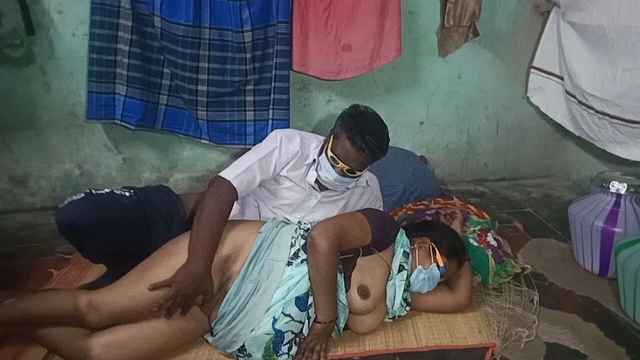 Индийская сводная сестра и сводный брат занимается сексуальным хардкором