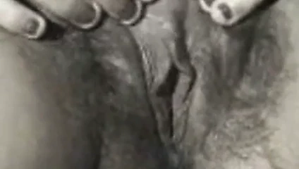 benim karısı parmak KEDİ