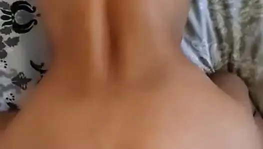 Götten sikilmeyi ve deliğimin açık olmasına bayılıyorum.