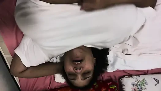 Üvey anne sikişmek için çok ateşli (gerçek)