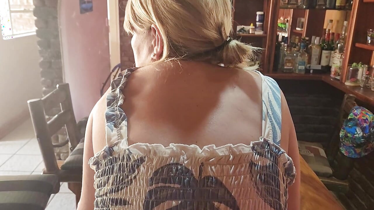 Arkadaşımın karısıyla takılıyorum
